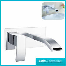 Classic Wall Mounted Basin Mixer Tap – Traditional Bathroom Sink Mixer for Timeless Style