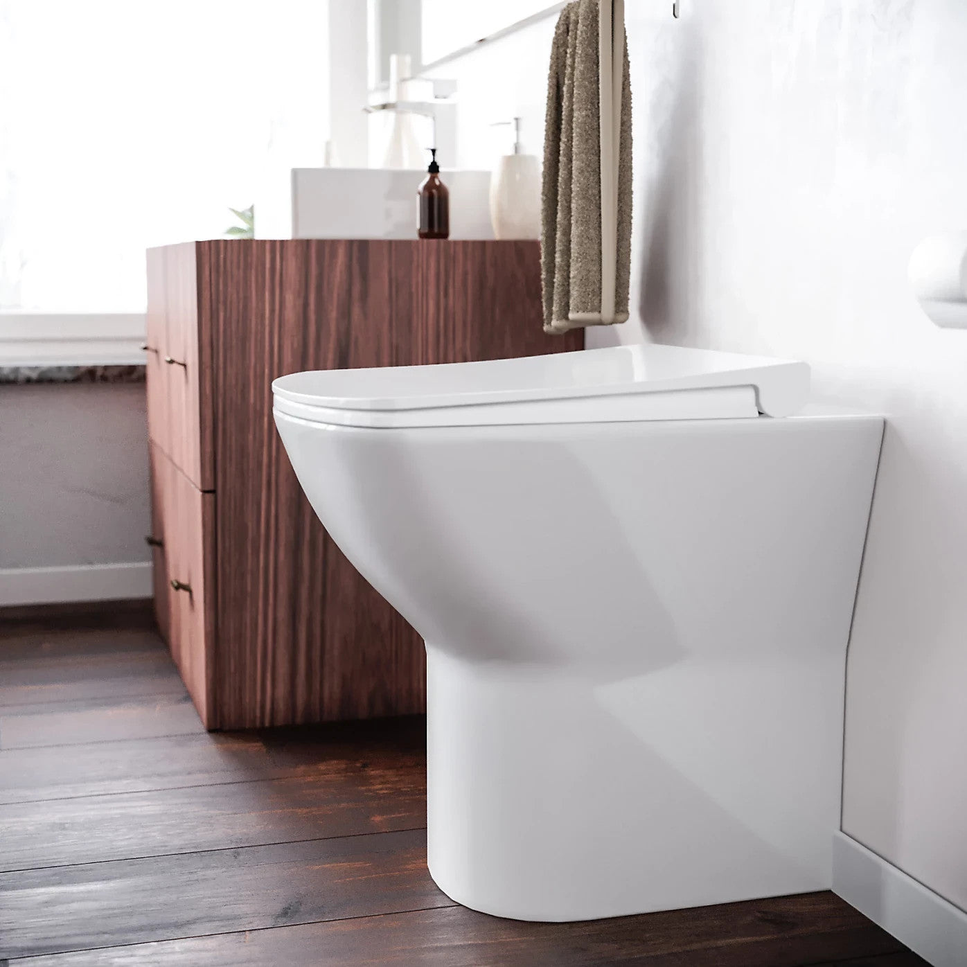 Esen Rimless Comfort Height Back to Wall Hung Toilet & Soft Close Seat - White 360w x 400h x 520d